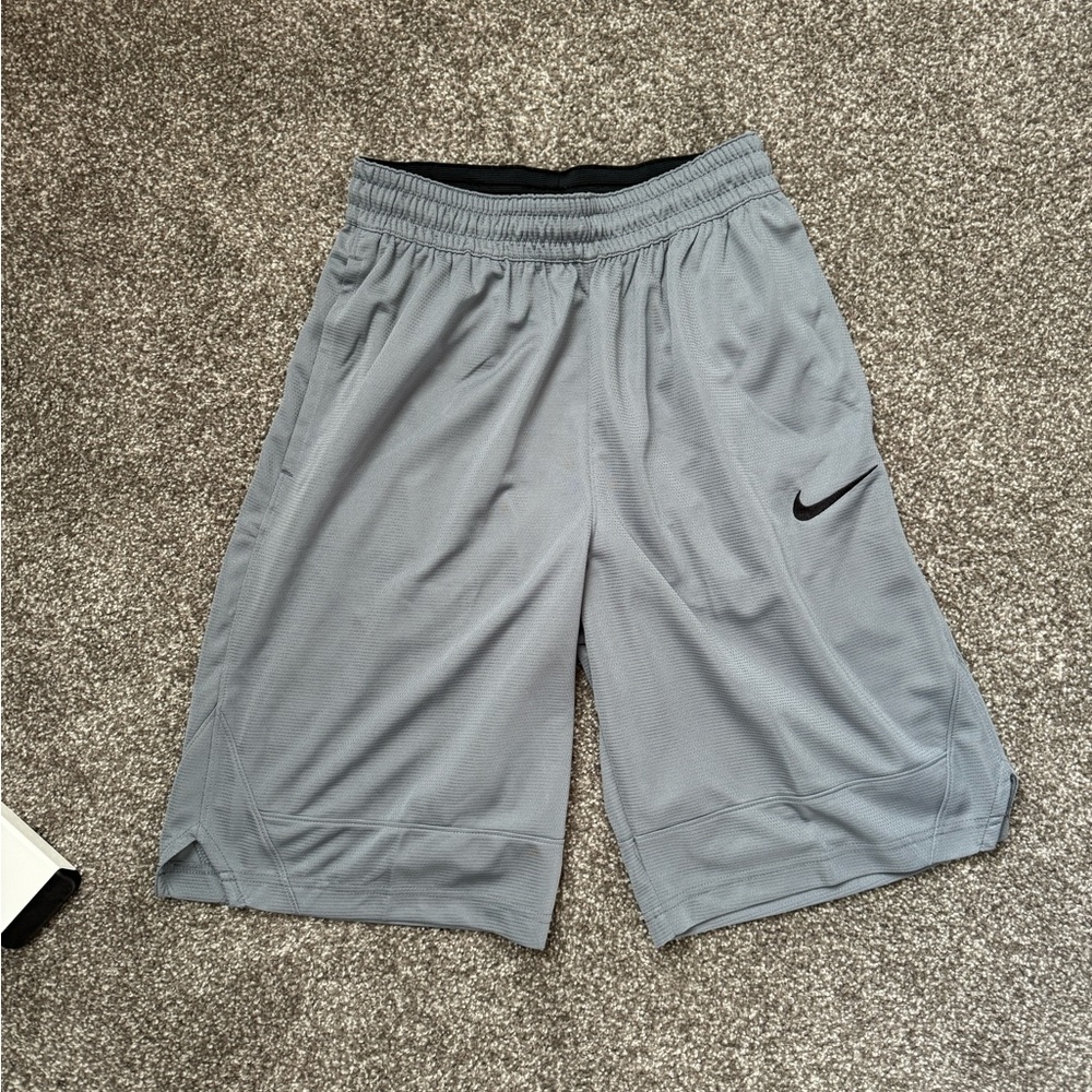 Men’s Nike basketball shorts